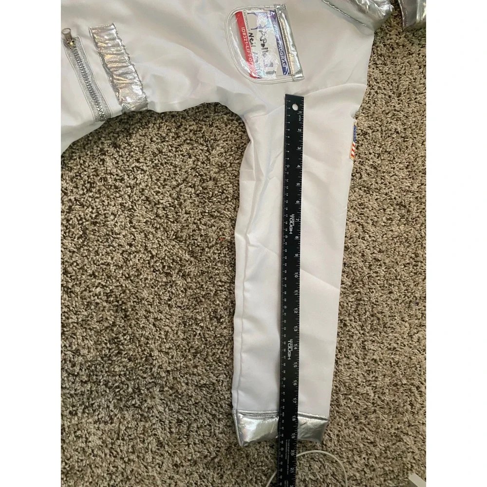 NASA Astronaut Space Suit Costume Kids XL White Silver Jumpsuit Helmet